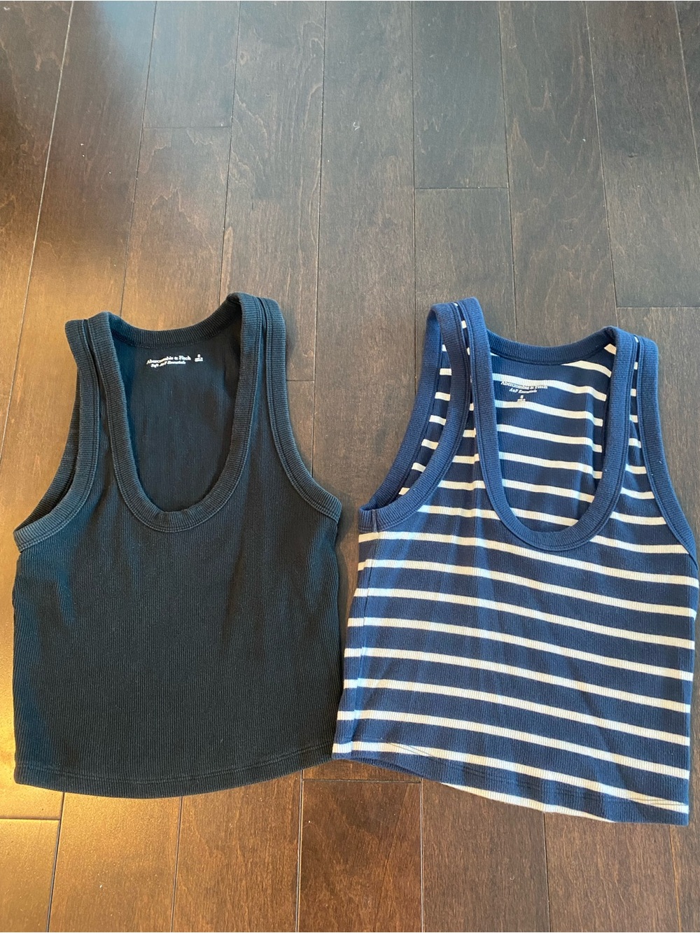 Abercrombie and fitch ribbed cropped Tank Tops - Black & Navy Stripe